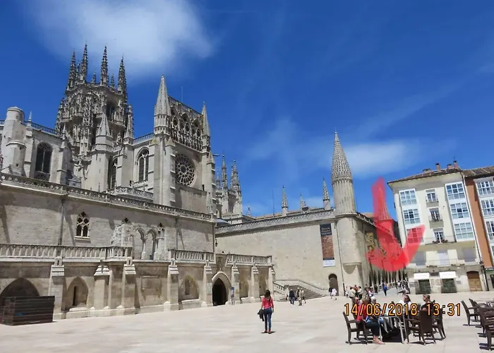 Vut Plaza De La Catedral 아파트 *